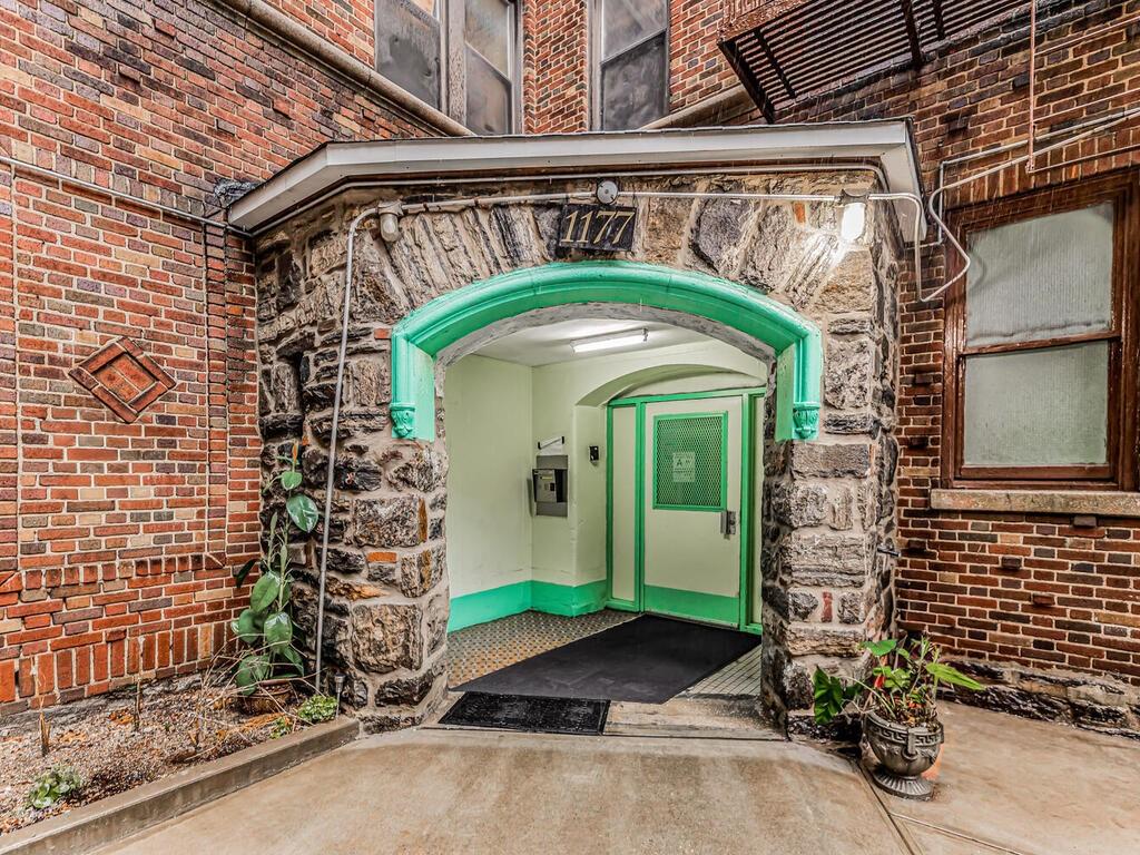 1177 Anderson Ave, Bronx, NY 10452, USA property photo