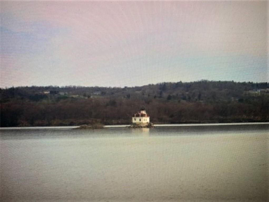 Esopus, NY 12487, USA property photo