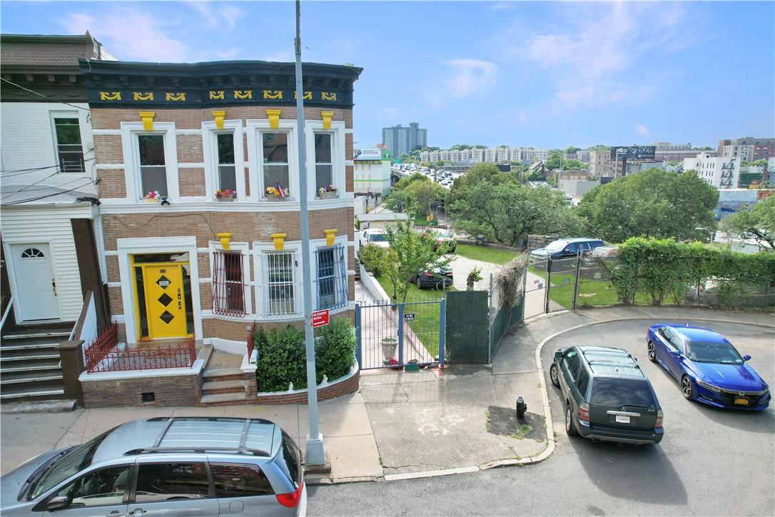 Bronx, NY 10457, USA property photo