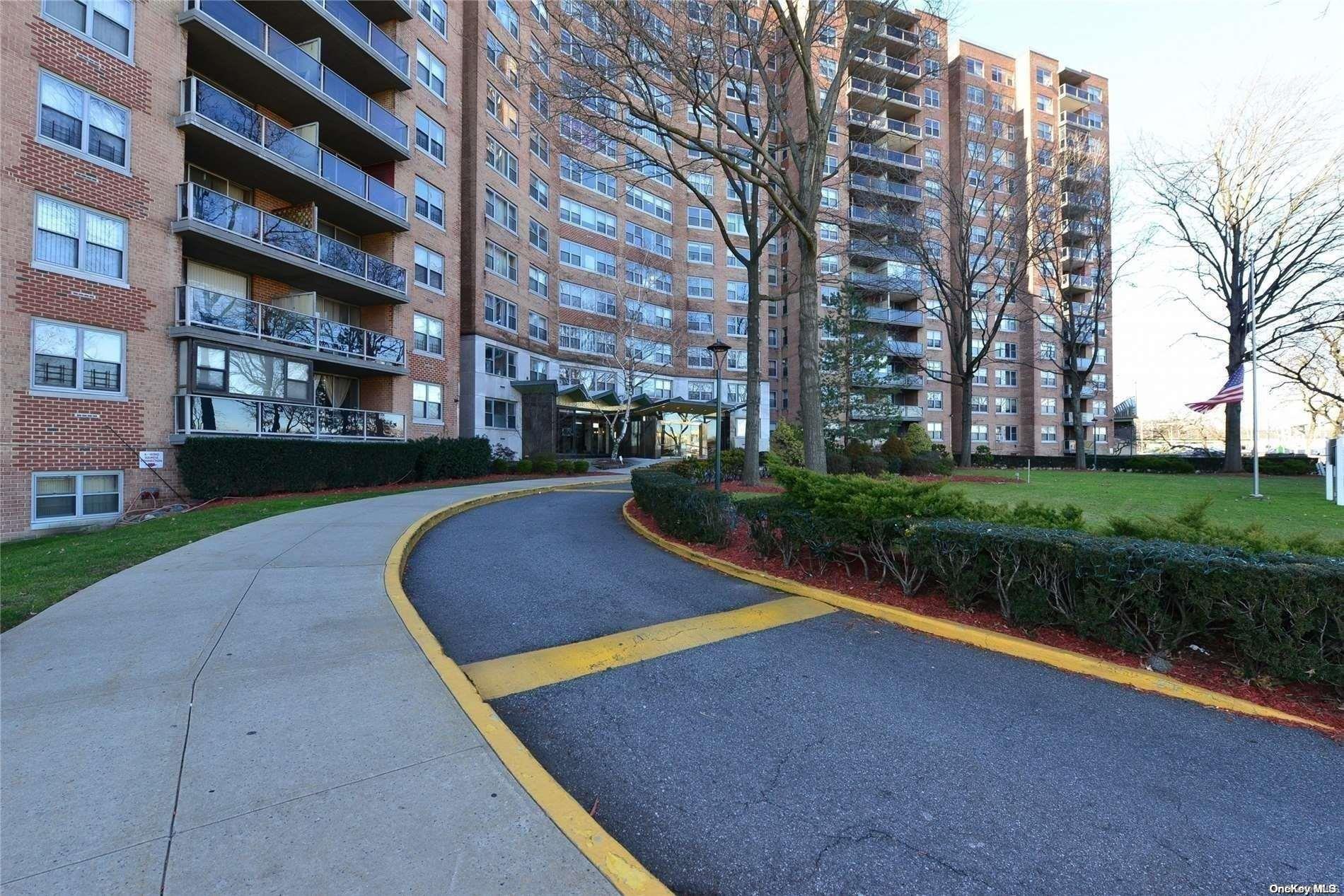 61-20 Grand Central Parkway Unit C500 Forest Hills, NY 11375 property photo