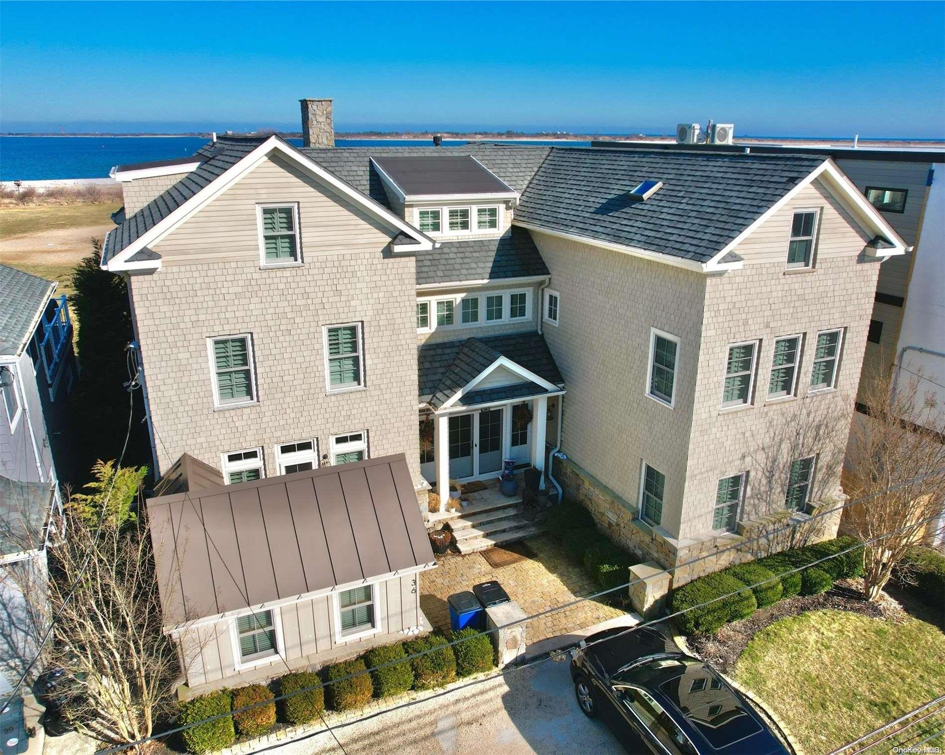 36 Mineola Ave, Point Lookout, NY 11569, USA property photo