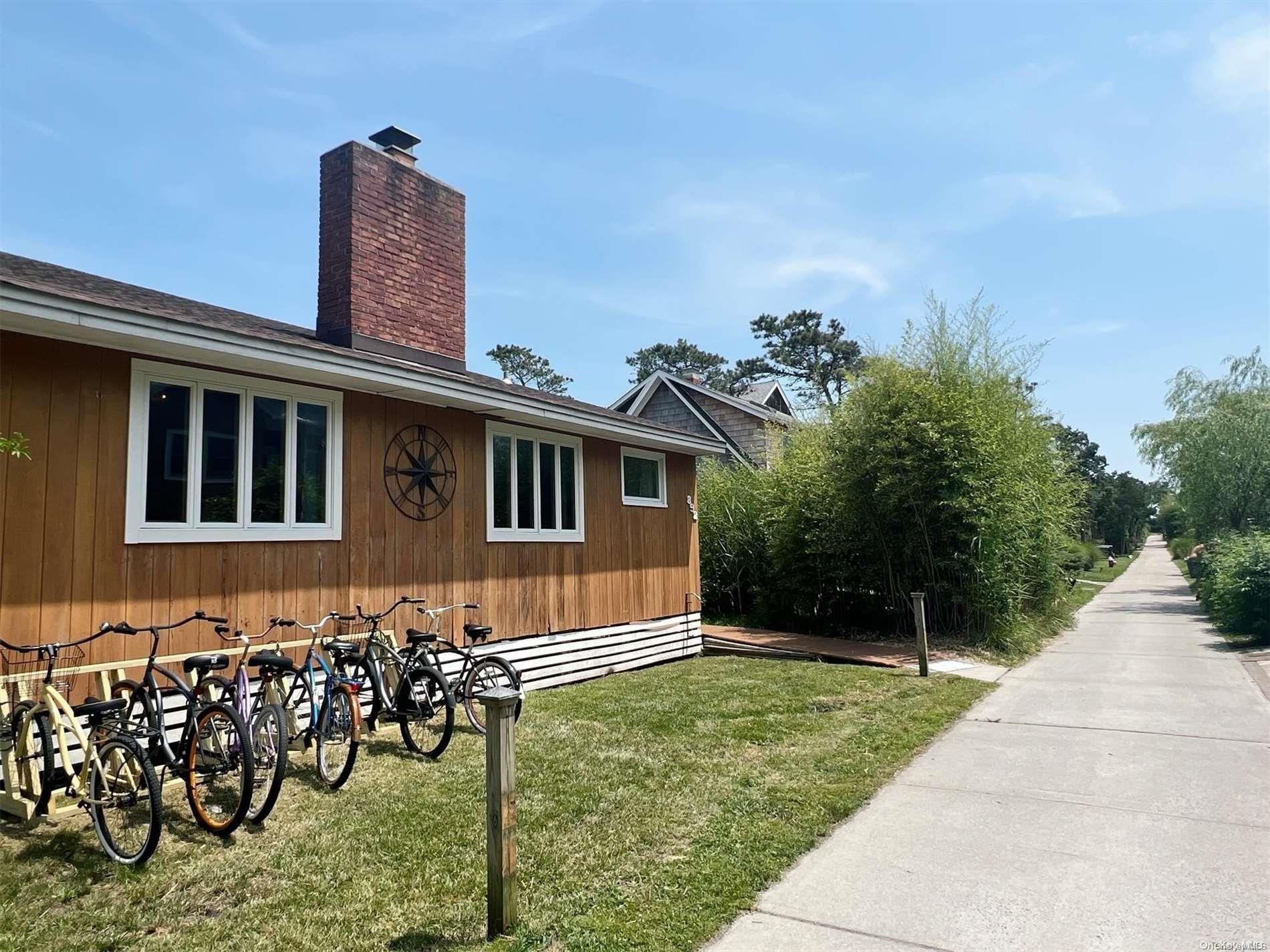 892 Evergreen Walk, Ocean Beach, NY 11770, USA property photo
