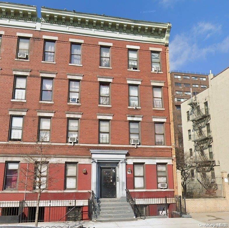2089 Webster Ave, Bronx, NY 10457, USA property photo