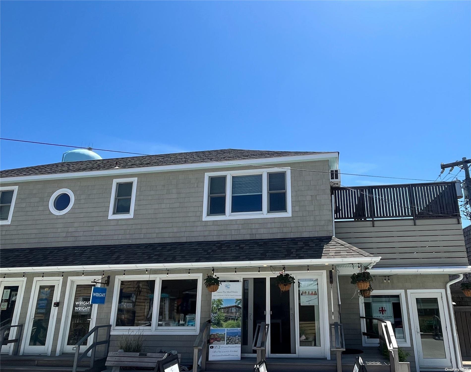 786 Evergreen Walk, Ocean Beach, NY 11770, USA property photo