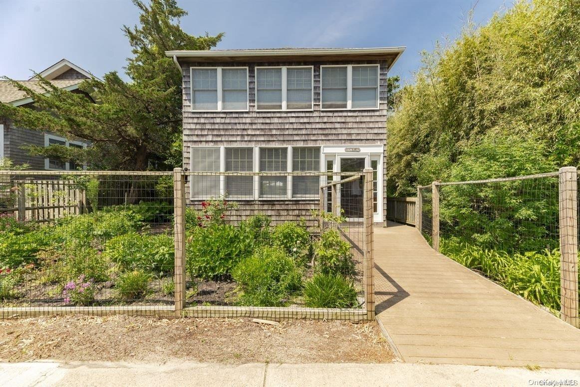 993 Surf View Walk, Bay Shore, NY 11706, USA property photo