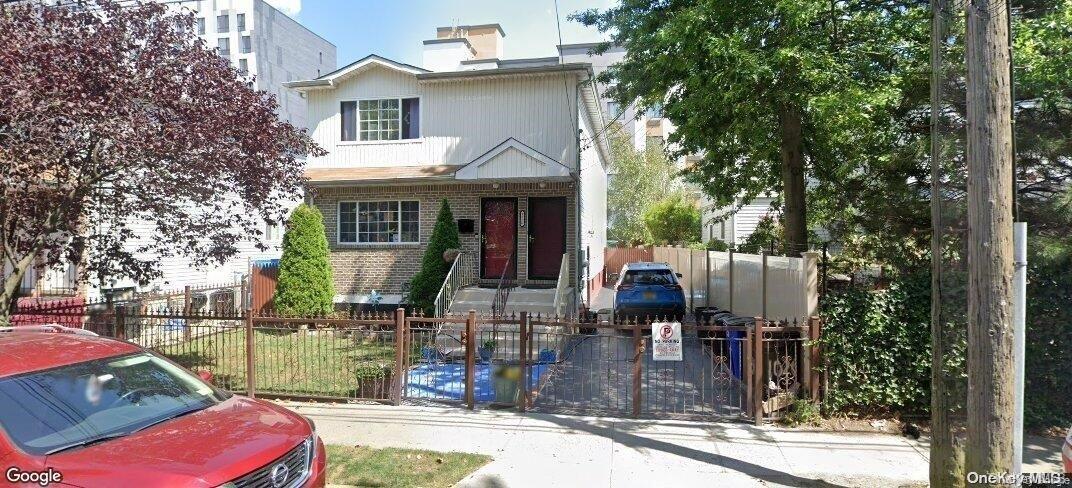 10-26 Beach 22nd St, Far Rockaway, NY 11691, USA property photo