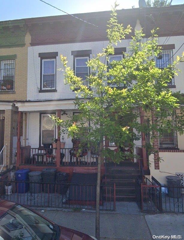 236 Autumn Ave, Brooklyn, NY 11208, USA property photo
