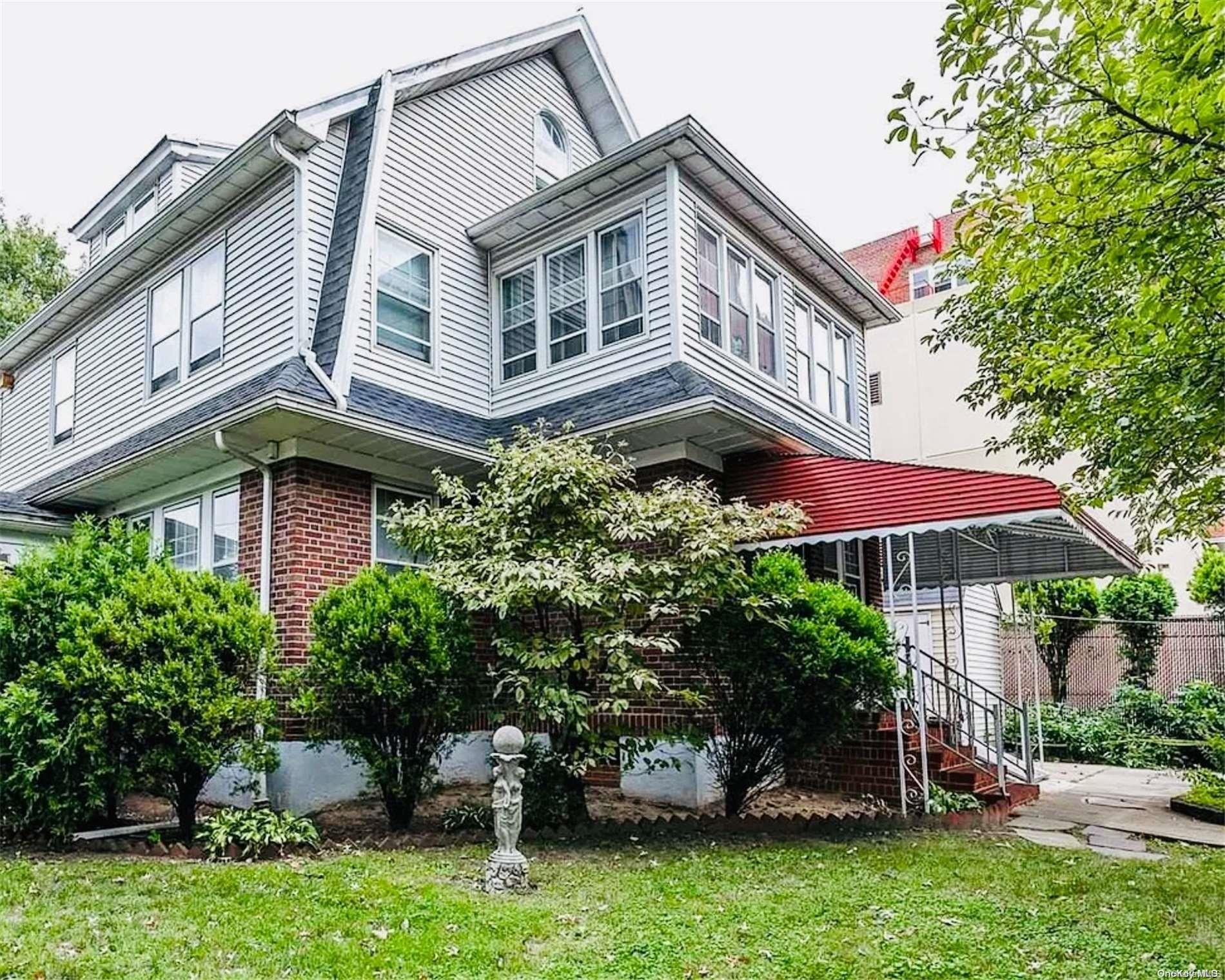 33-02 Parsons Blvd, Flushing, NY 11354, USA property photo