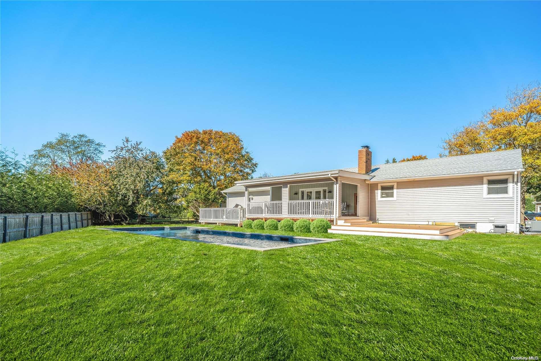 6 Harrison Terrace, East Quogue, NY 11942, USA property photo