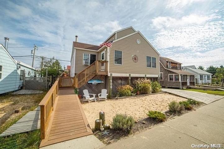 908 Evergreen Walk, Ocean Beach, NY 11770, USA property photo