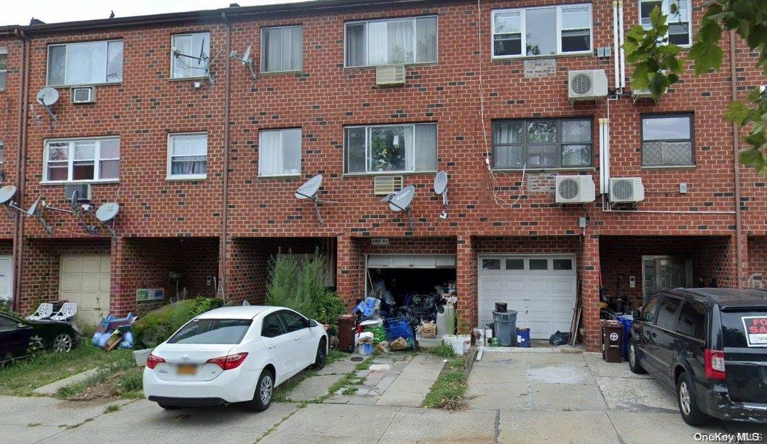 153-51 77th Rd, Flushing, NY 11367, USA property photo