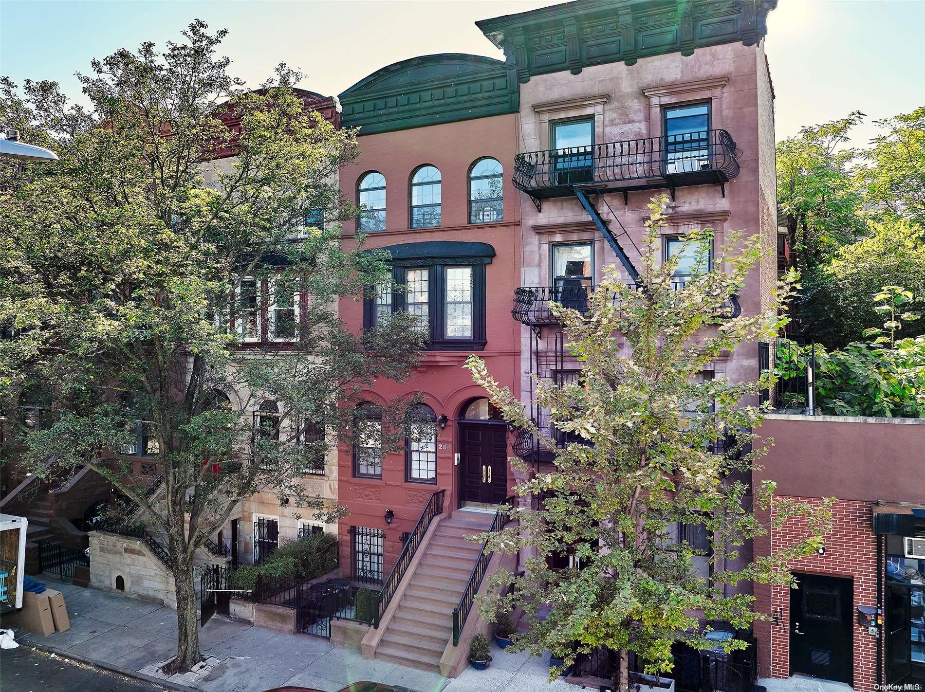 266 W 136th St, New York, NY 10030, USA property photo