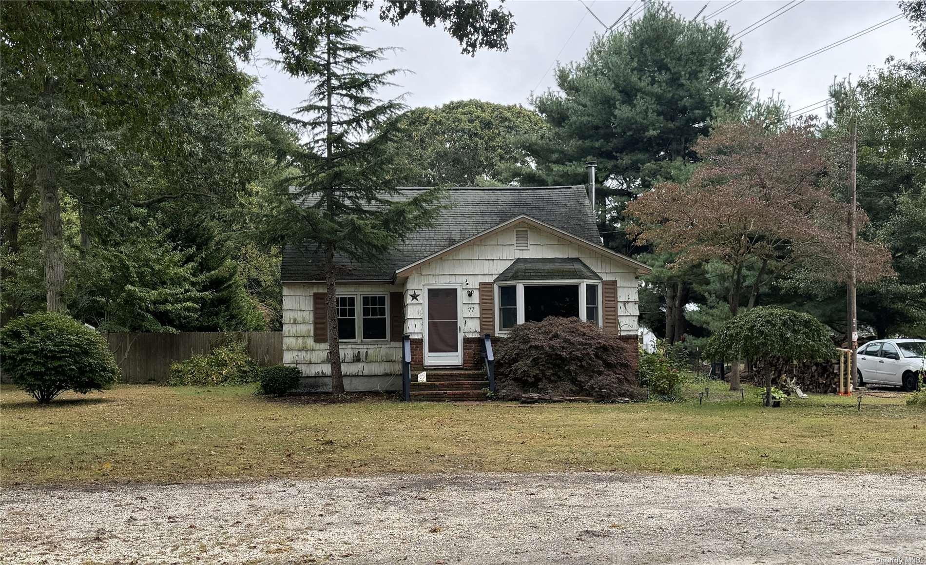 77 Lincoln Rd, Medford, NY 11763, USA property photo
