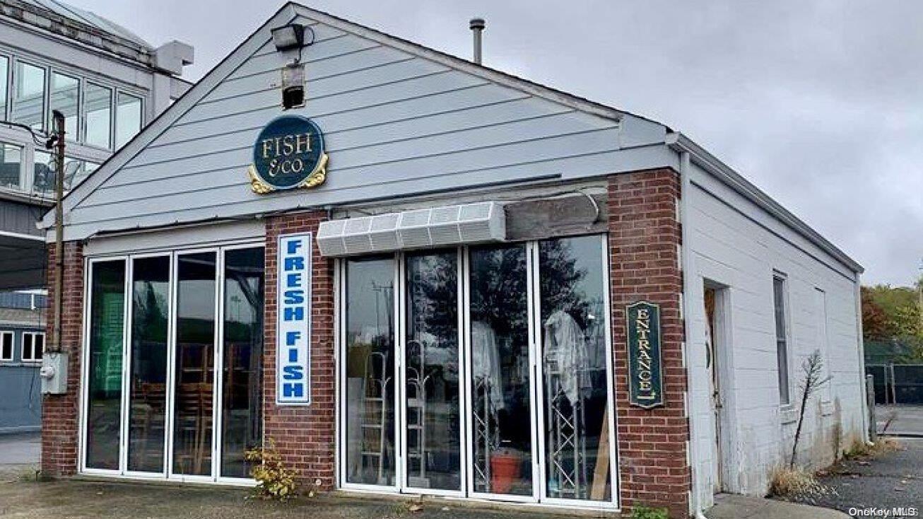 113 W Broadway, Port Jefferson, NY 11777, USA property photo