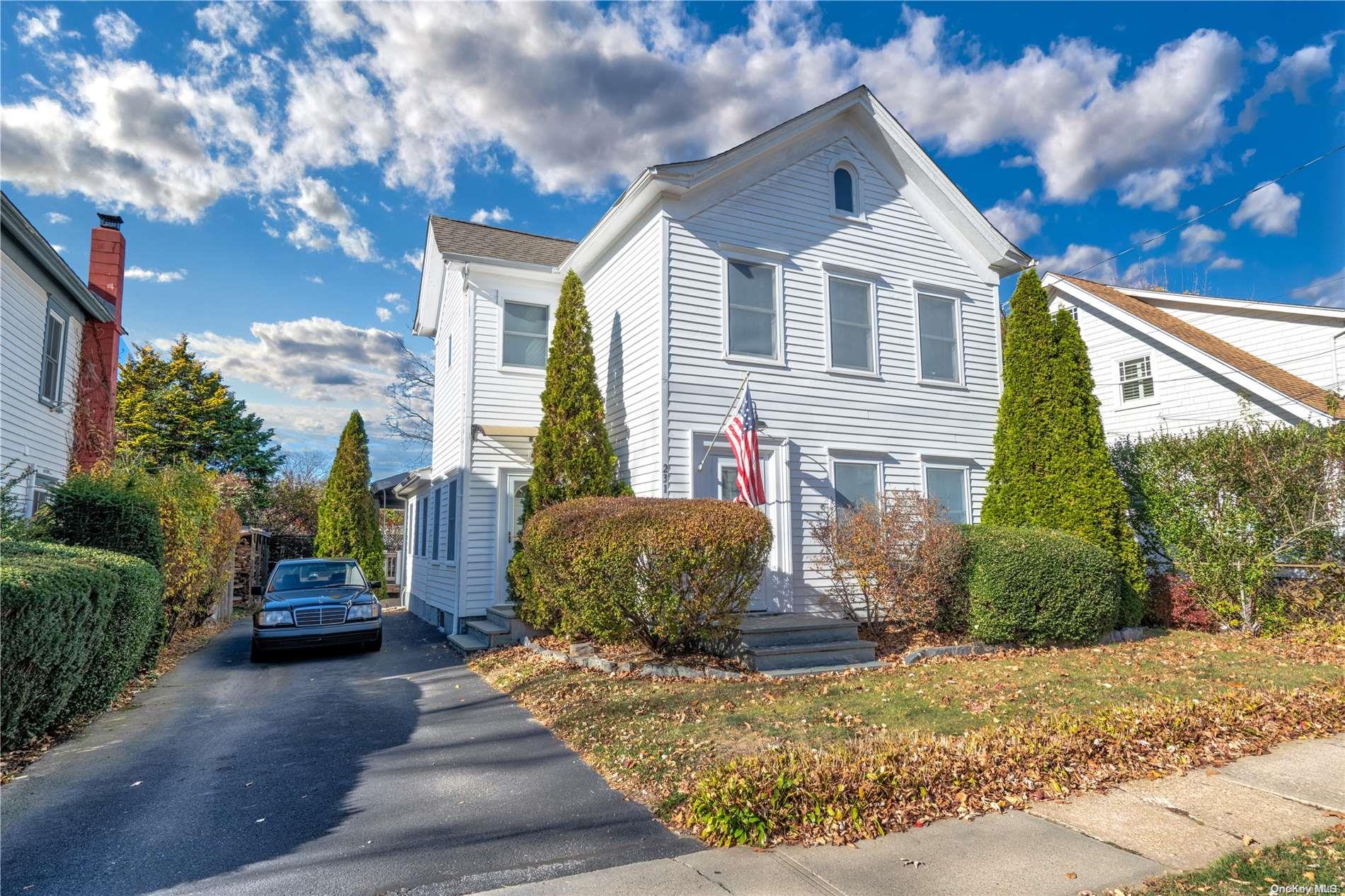 231 5th St, Greenport, NY 11944, USA property photo
