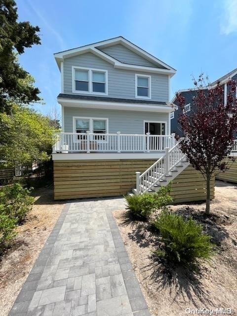 572 Bayberry Walk, Ocean Beach, NY 11770, USA property photo