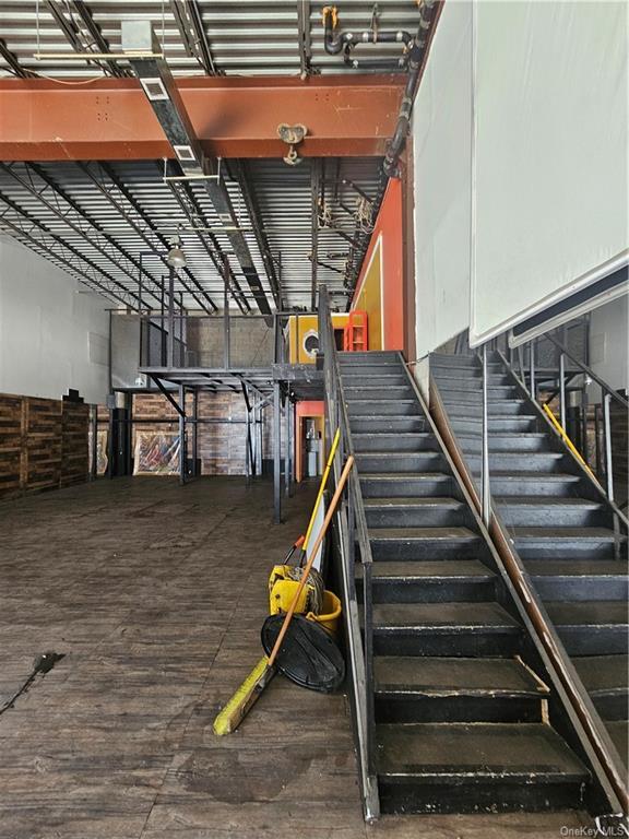 225 Bruckner Blvd, Bronx, NY 10454, USA property photo