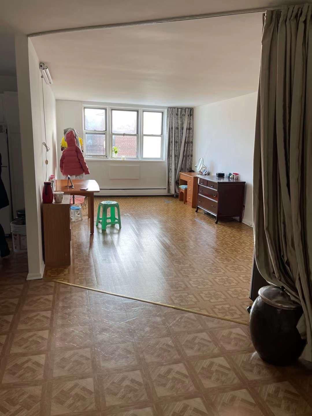 34-20 Parsons Blvd. Unit 6V Flushing, NY 11354 property photo