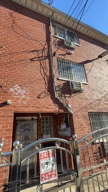 40-29 102nd St, Flushing, NY 11368, USA property photo