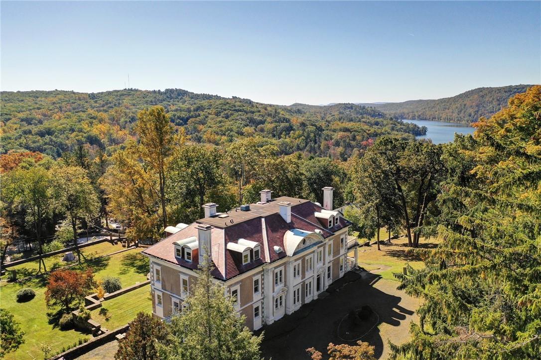 118 Tower Hill Rd W, Tuxedo Park, NY 10987, USA property photo