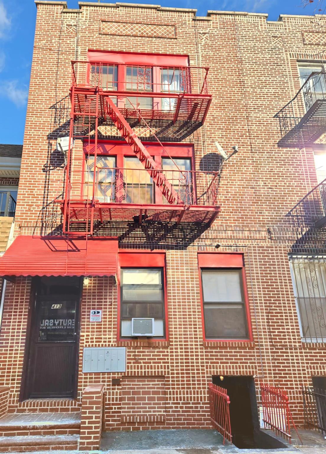 413 68th St, Brooklyn, NY 11220, USA property photo