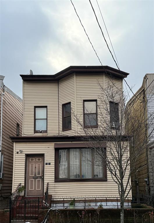 95-20 41st Ave, Elmhurst, NY 11373, USA property photo