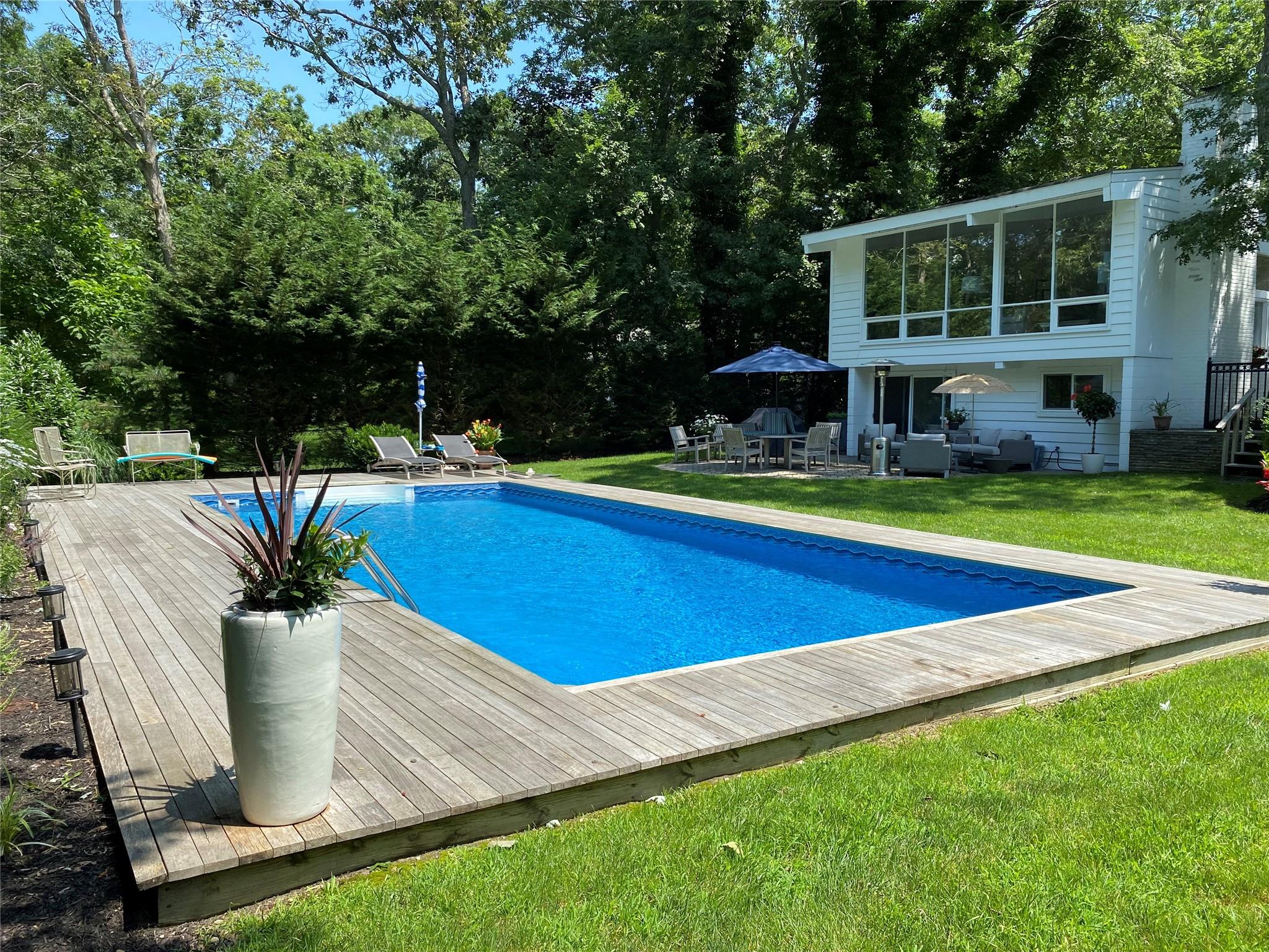 96 South St, Southampton, NY 11968, USA property photo