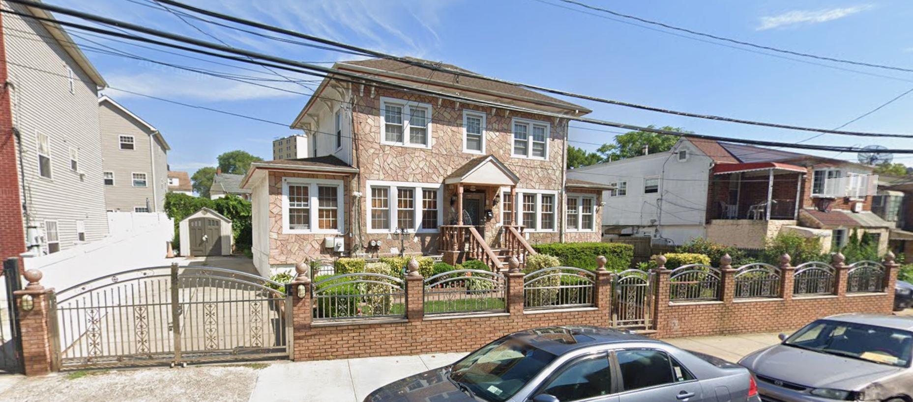 5-00 Beach 22nd St, Far Rockaway, NY 11691, USA property photo