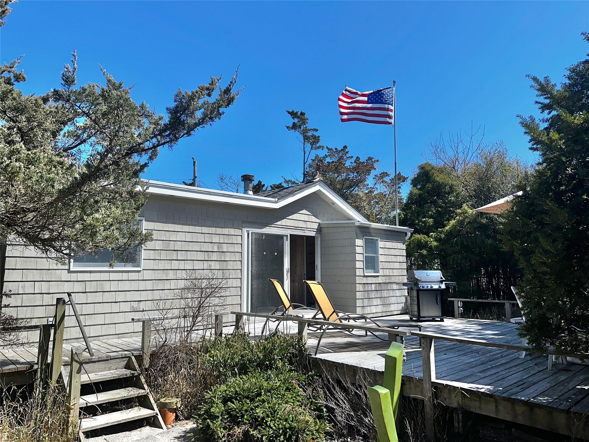 236 Sea Walk Cherry Grove, NY 11782 property photo