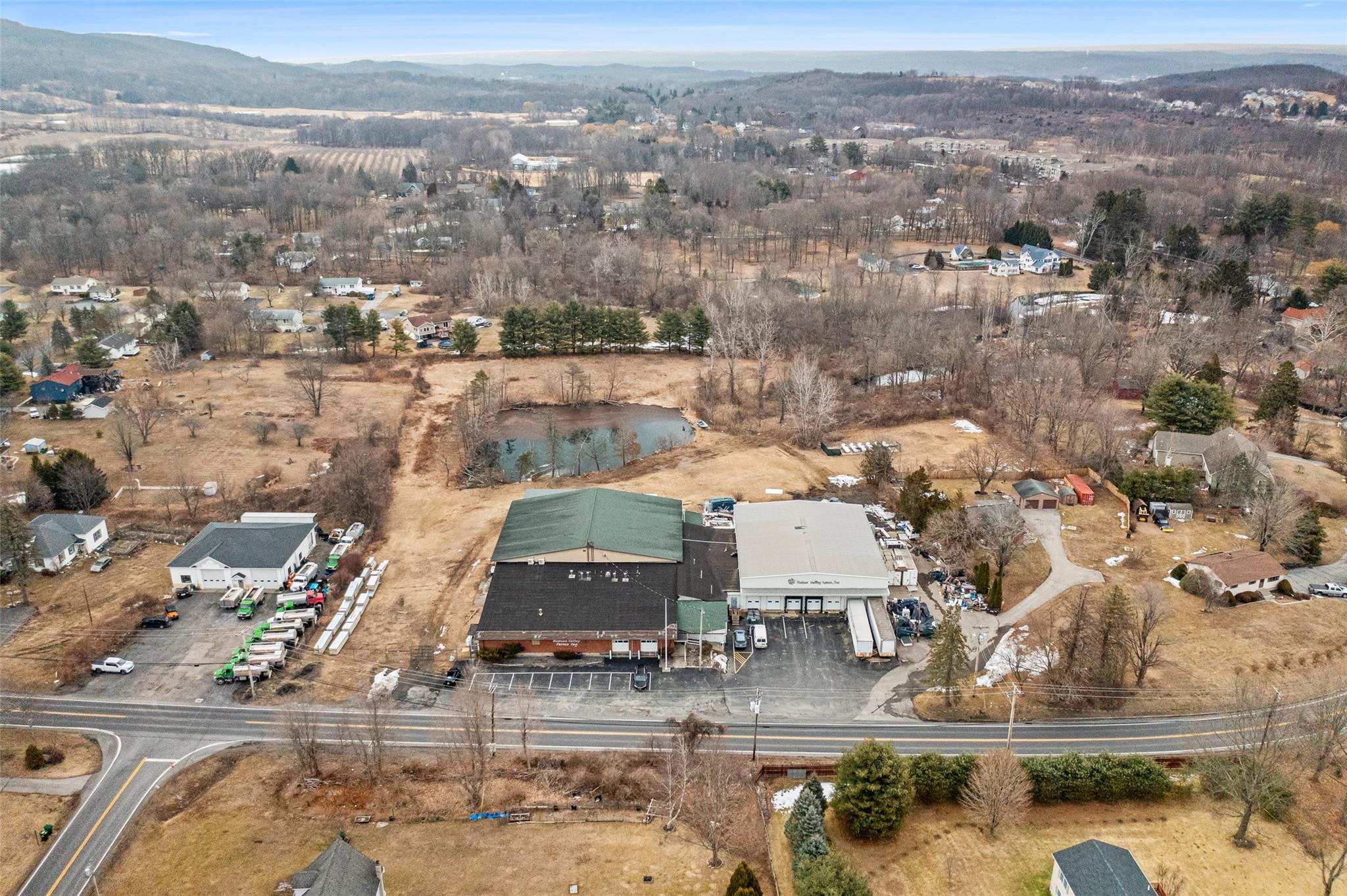 381 Vineyard Ave, Highland, NY 12528, USA property photo