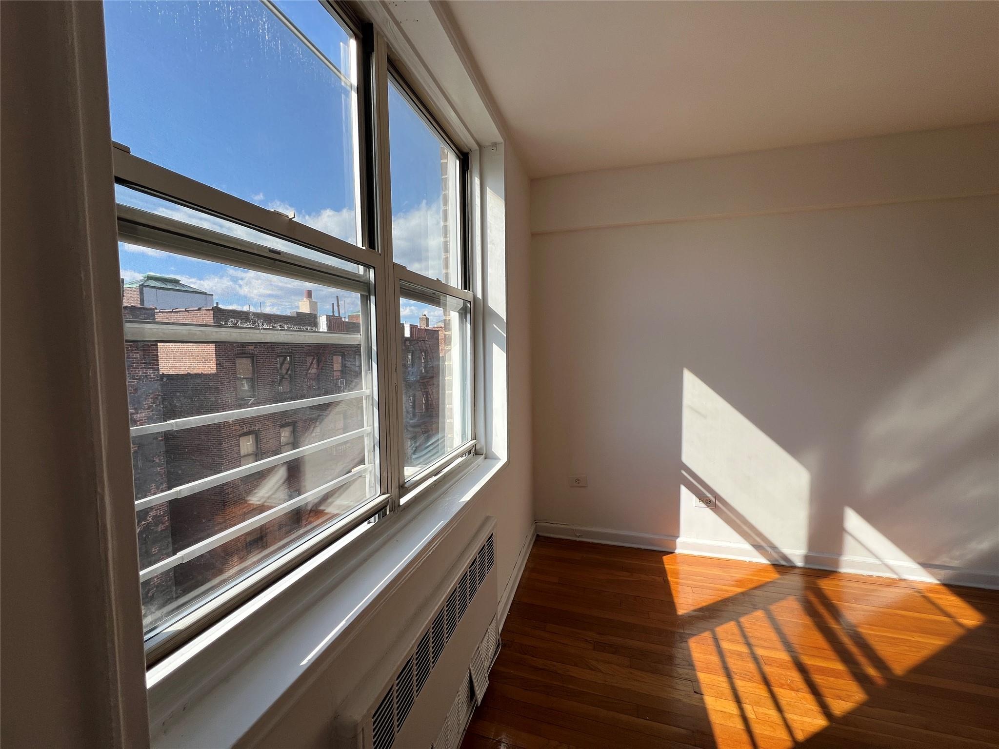 1475 Thieriot Avenue Unit 5J Bronx, NY 10460 property photo