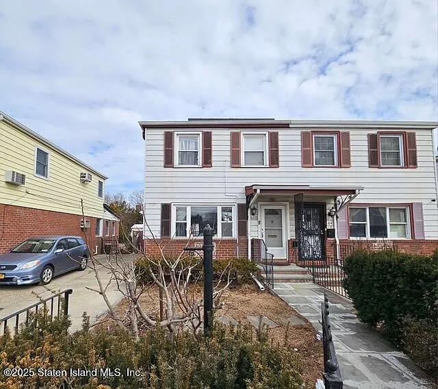 Flushing, NY 11364, USA property photo