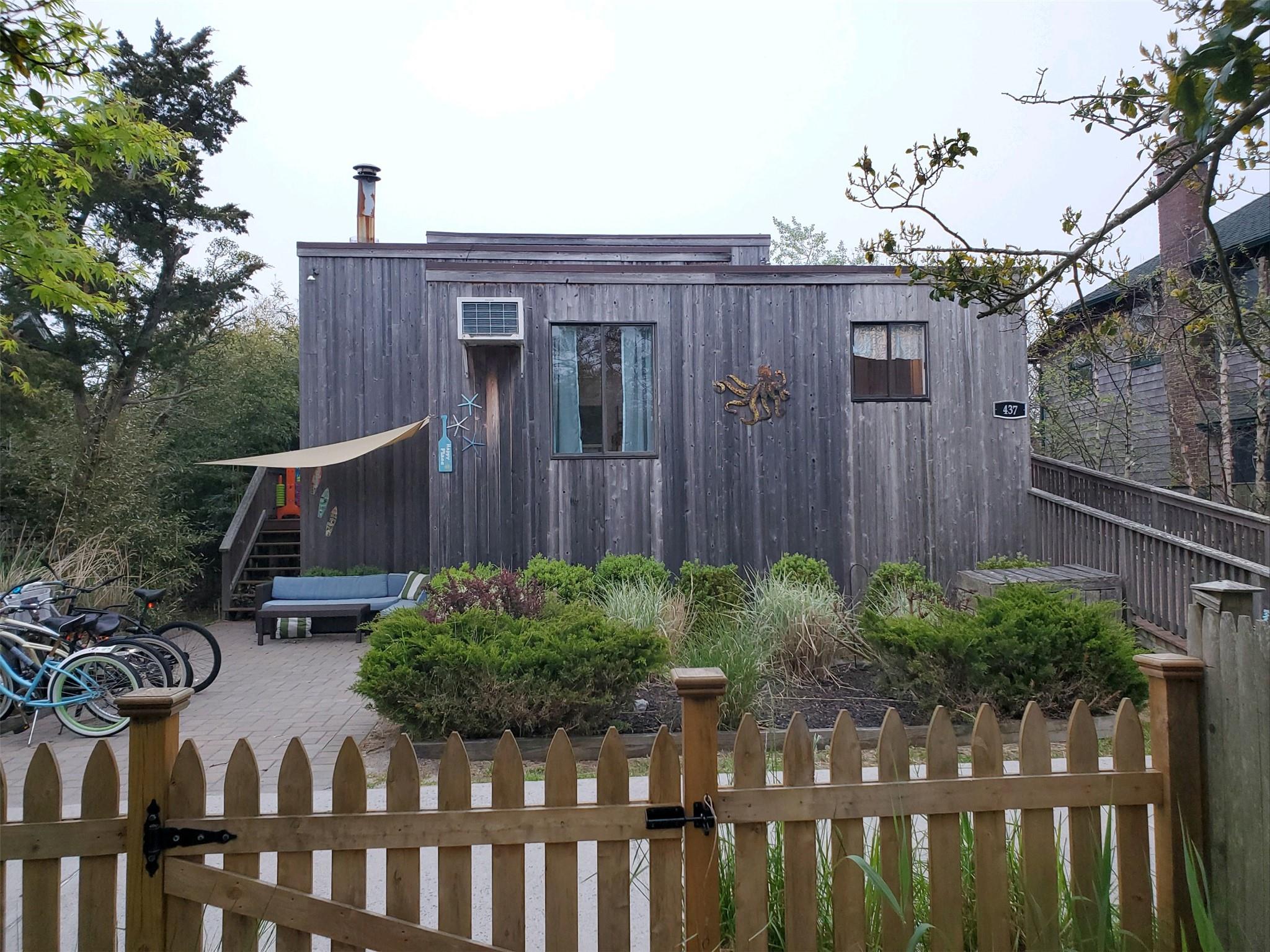 437 Dehnhoff Walk, Ocean Beach, NY 11770, USA property photo