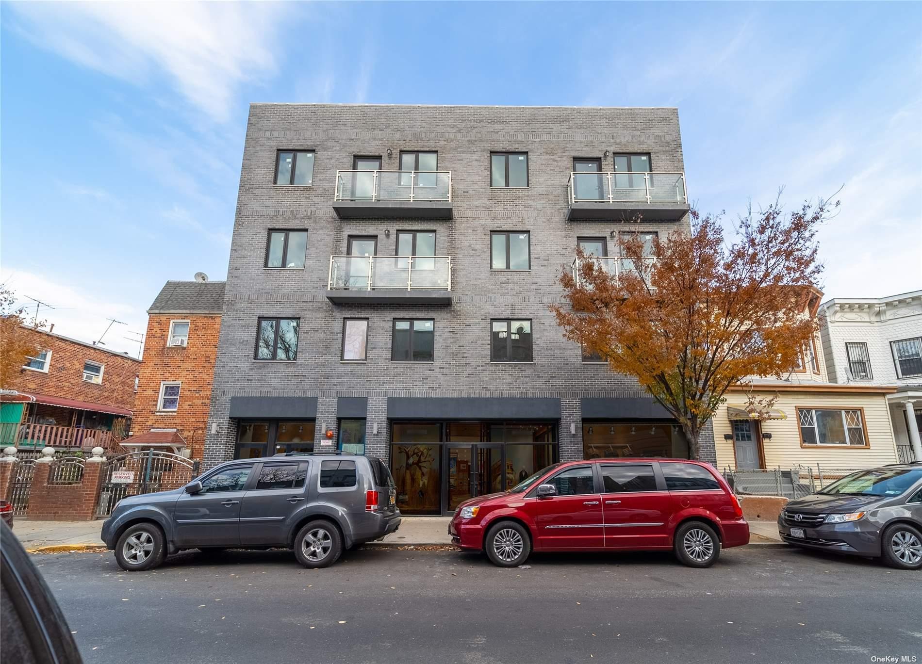 37-13 103rd St, Corona, NY 11368, USA property photo