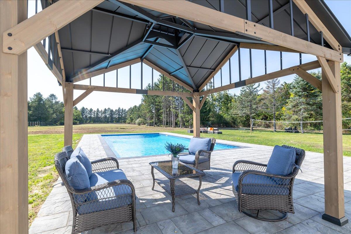 3715 Hortons Ln, Southold, NY 11971, USA property photo