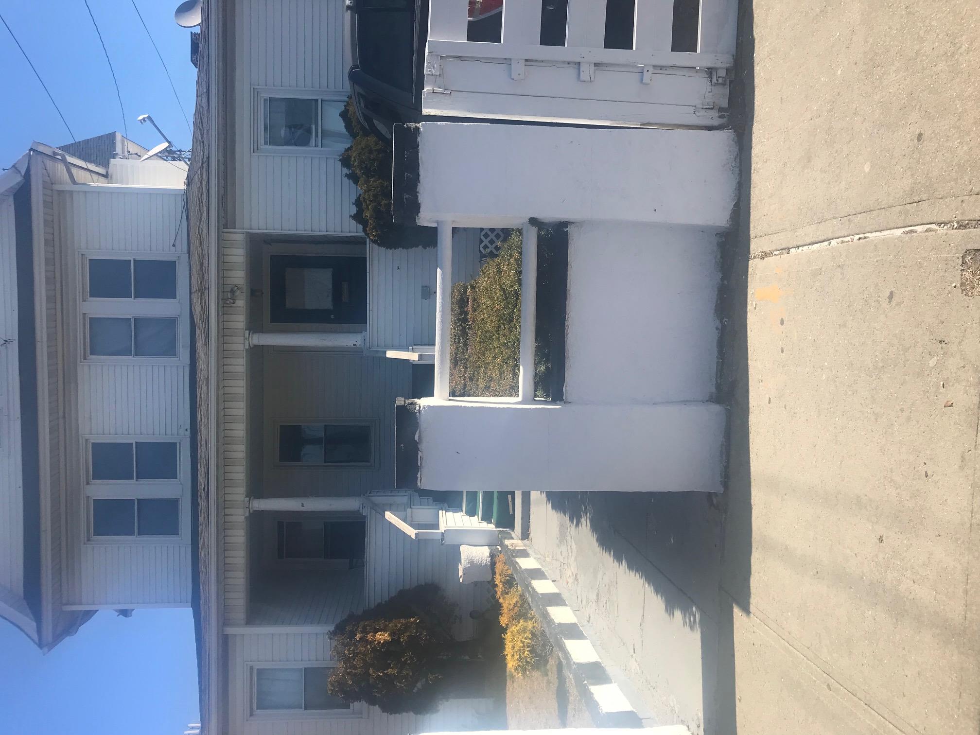 6-22 Bay 32 St, Far Rockaway, NY 11691, USA property photo