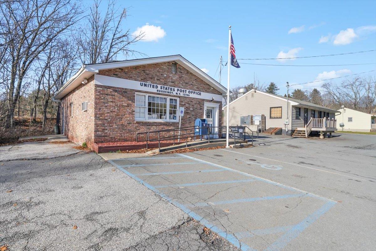 435 US-209, Huguenot, NY 12746, USA property photo