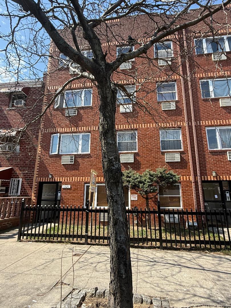 1321 Purdy St, Bronx, NY 10462, USA property photo