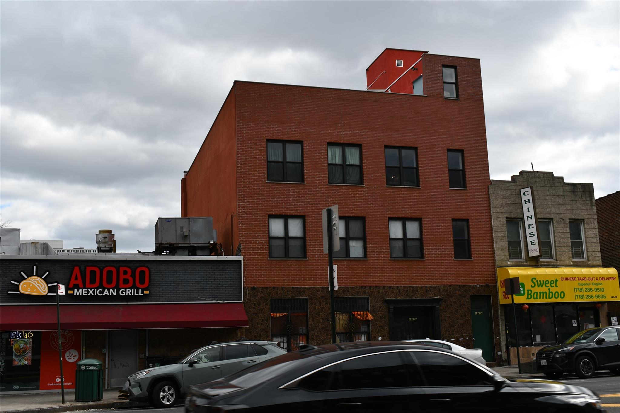 146-14 Hillside Ave., Jamaica, NY 11435, USA property photo