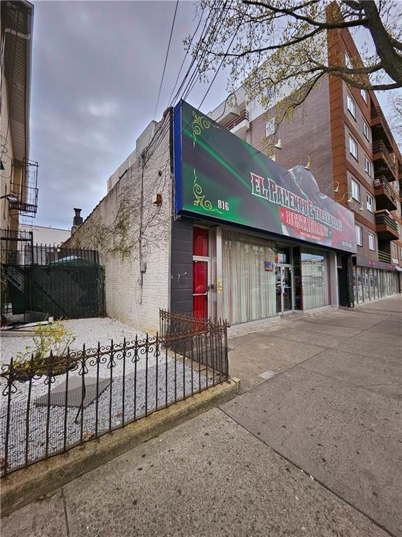 816 Avenue U, Brooklyn, NY 11223, USA property photo