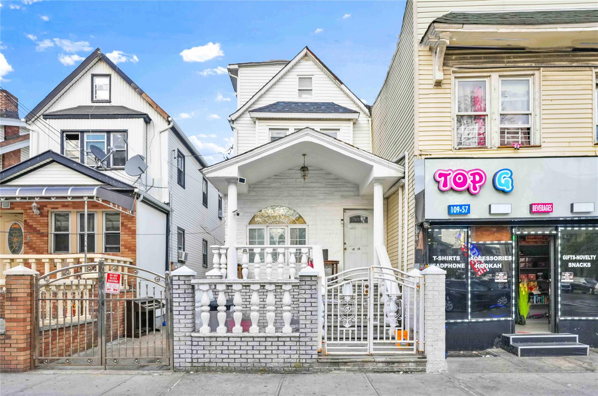 109-55 Lefferts Blvd, South Ozone Park, NY 11420, USA property photo