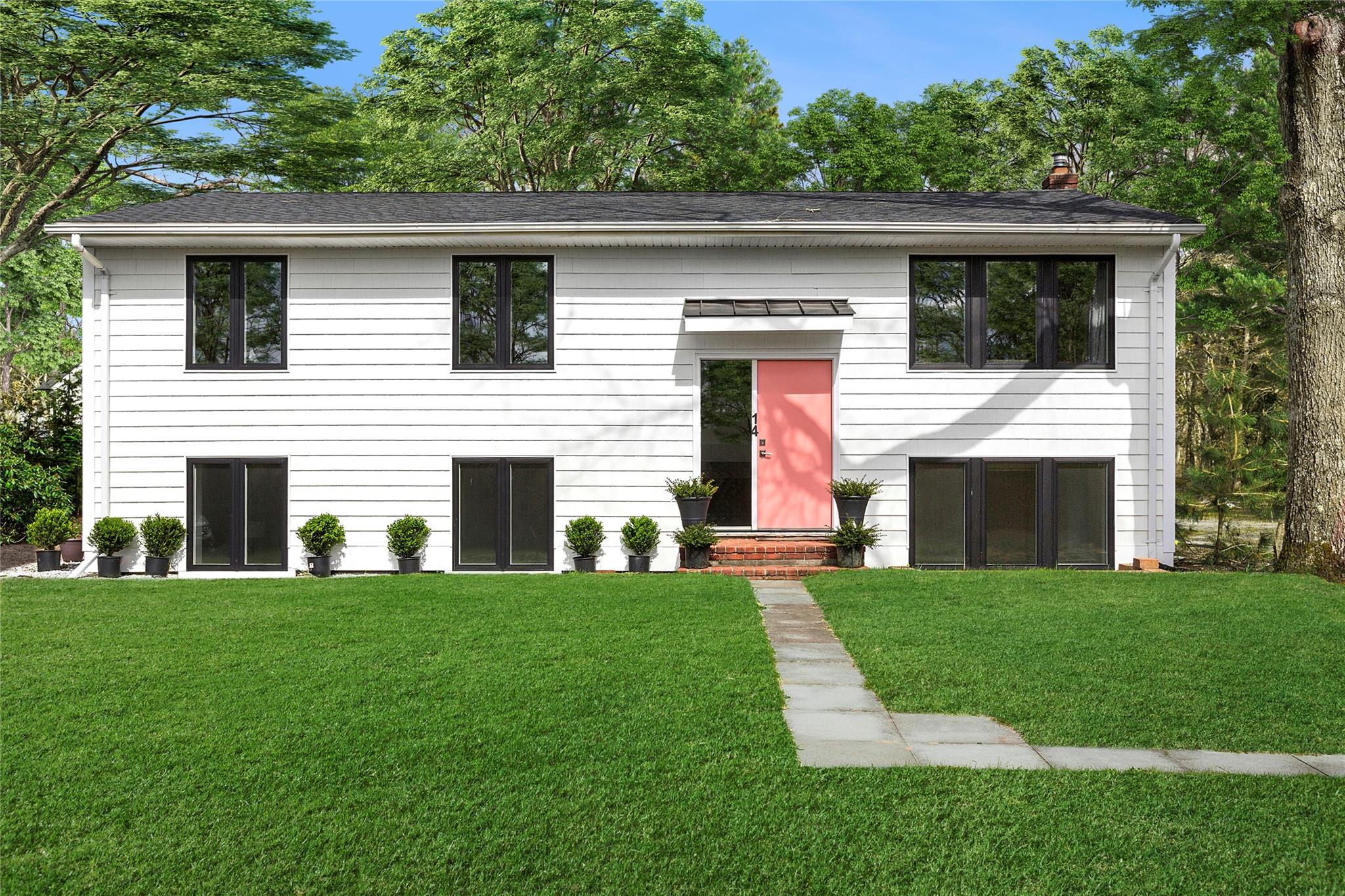 14 Old Main Rd, Quogue, NY 11959, USA property photo