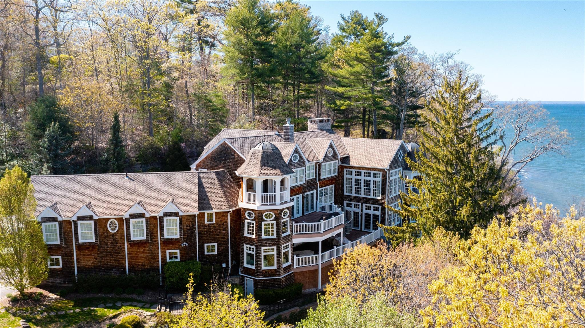 1386 Ridge Rd, Syosset, NY 11791, USA property photo