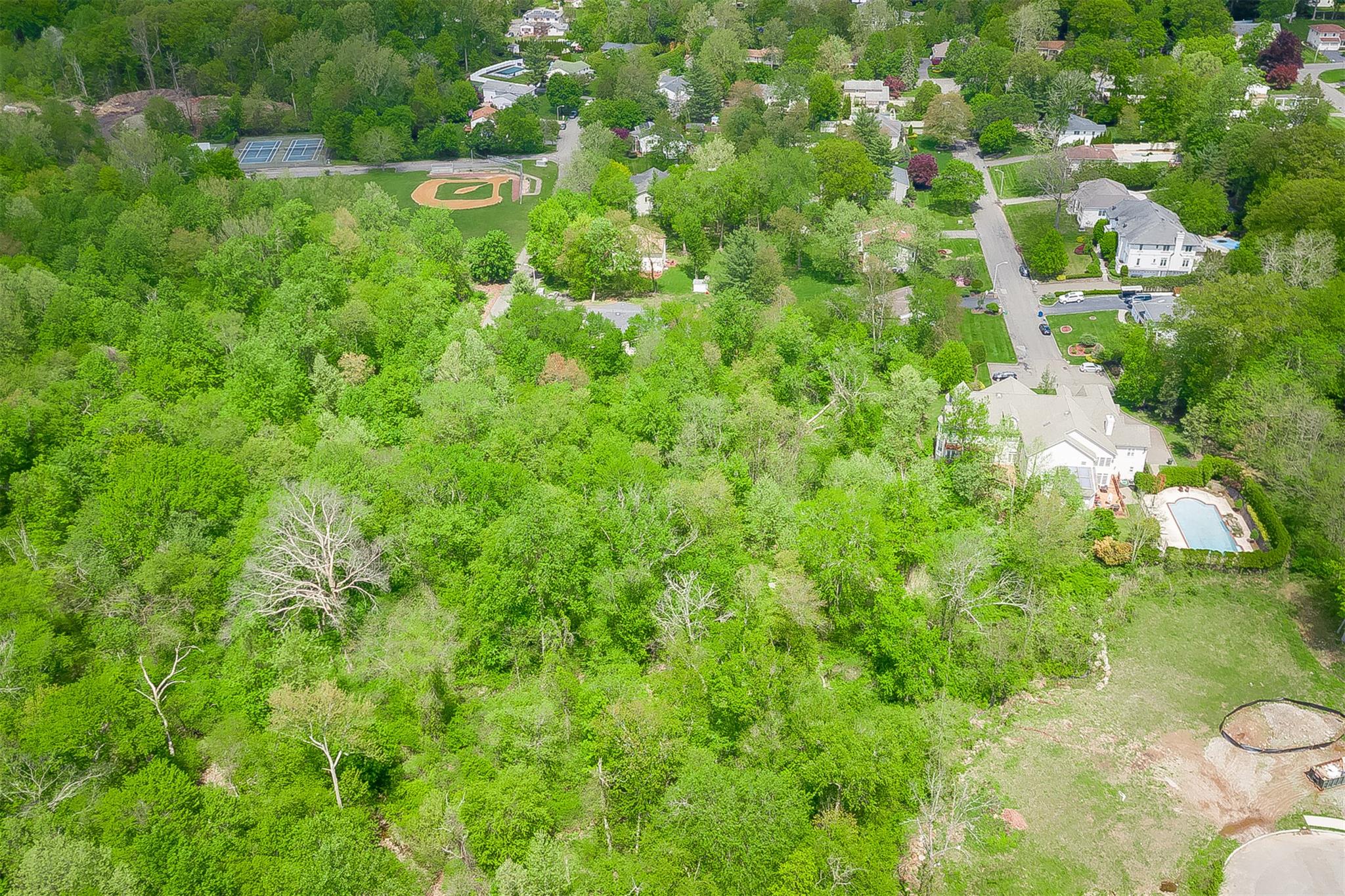 33 Pilgrim Ln, Monsey, NY 10952, USA property photo