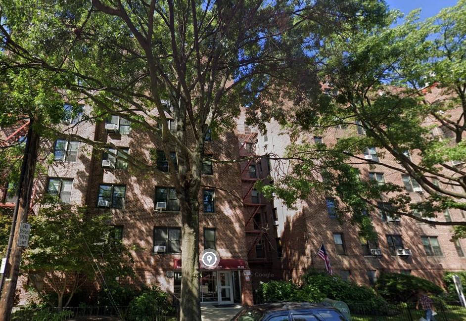 74-17 Roosevelt Ave, Jackson Heights, NY 11372, USA property photo