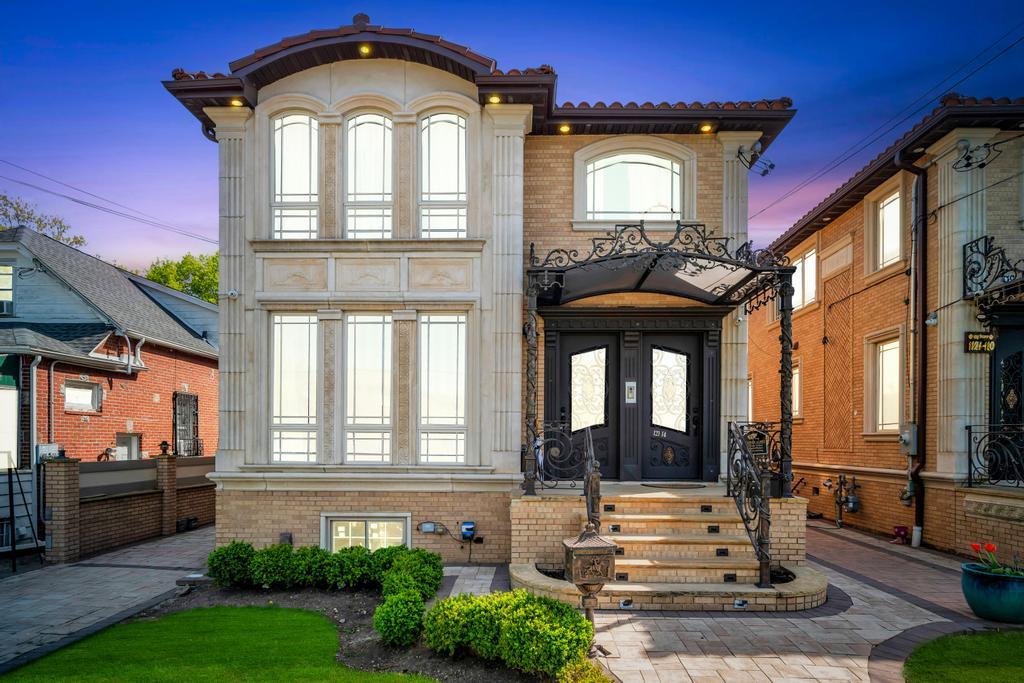 121-14 149th Ave, South Ozone Park, NY 11420, USA property photo