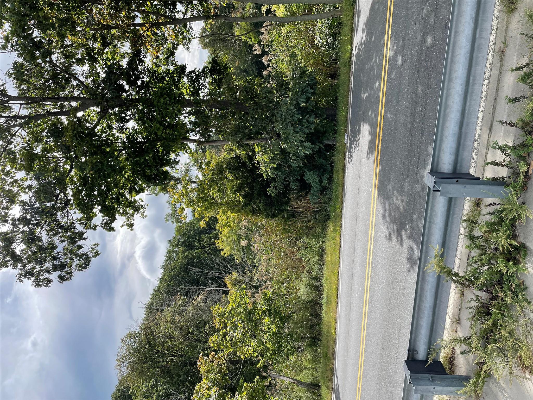 W Shore Rd, Mill Neck, NY 11765, USA property photo