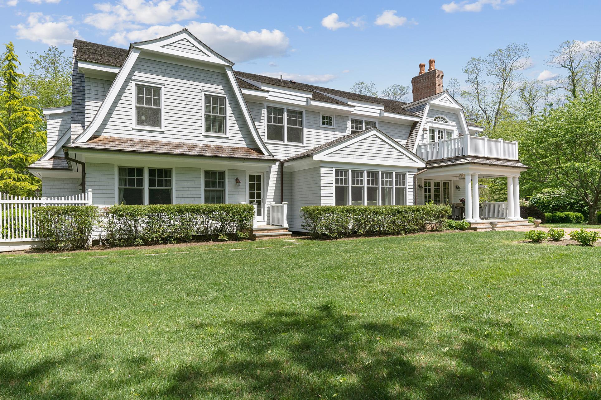 19 Fairleigh Ct, Sag Harbor, NY 11963, USA property photo