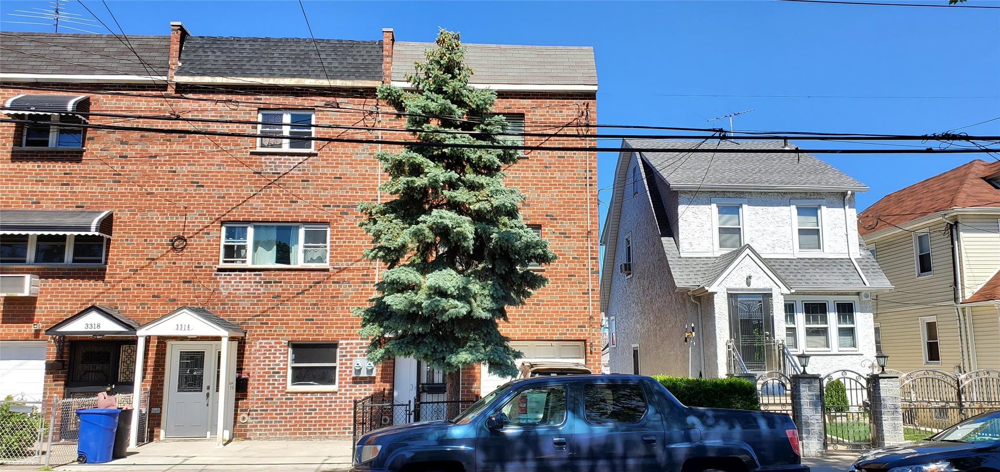 3314 Mickle Ave, Bronx, NY 10469, USA property photo