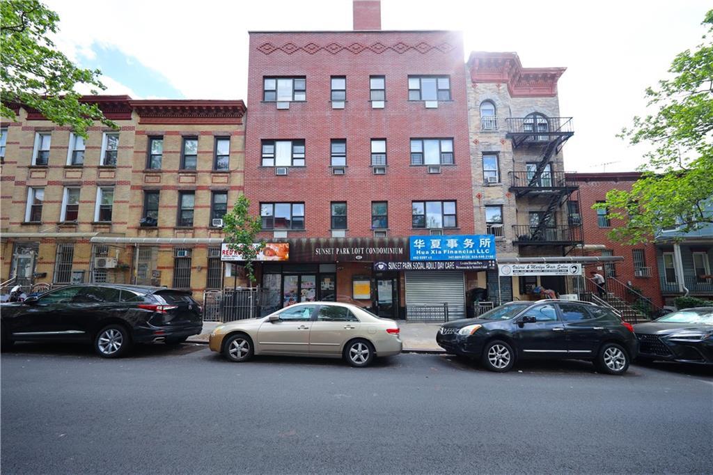 462 52nd St, Brooklyn, NY 11220, USA property photo